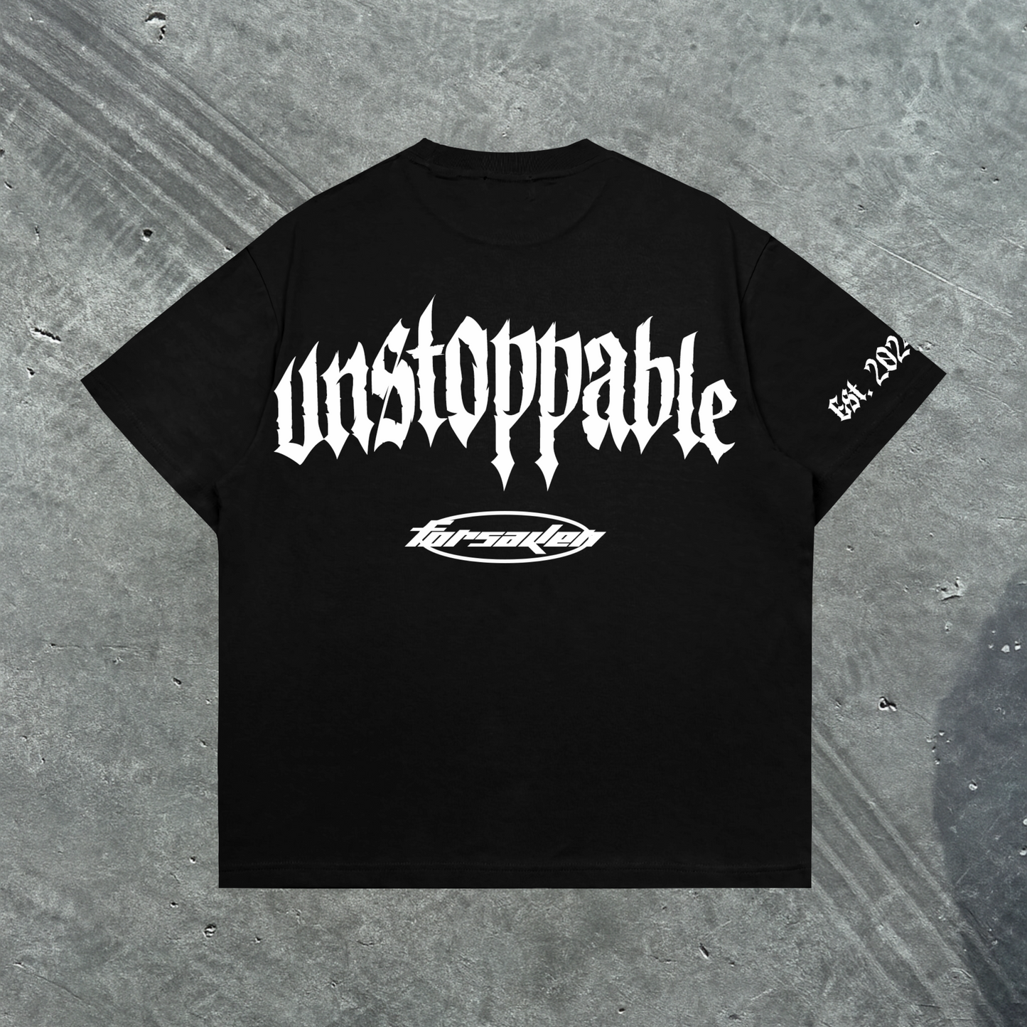 "UNSTOPPABLE" OVERSIZED TEE